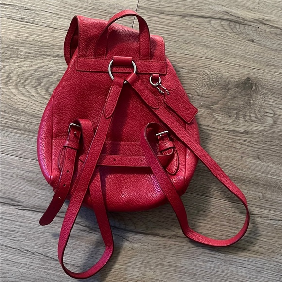 Coach vintage Red Leather mini backpack Bag - Picture 3 of 4